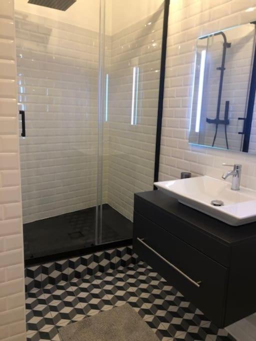 Apartament Le T2 Capitole - Hypercentre - Metro - Wifi Tuluza Zewnętrze zdjęcie